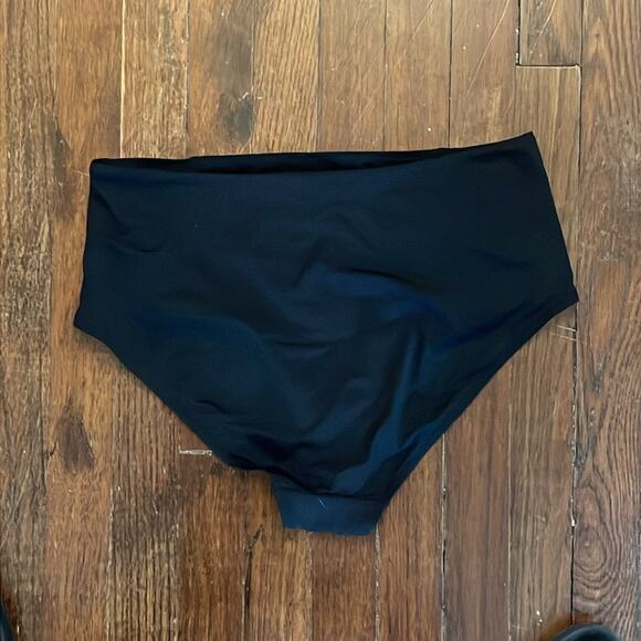 Sea Level High Waist Pant Bikini Bottoms in Black New Retails $65 - Picture 4 of 5
